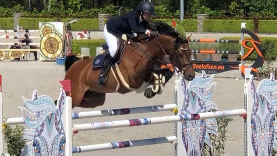 Valkenswaard: Kellnerová v rozeskakování, Malému vyšla soutěž CSIYH