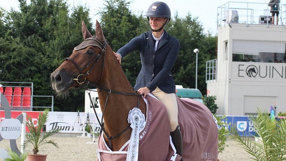 Šalková v Olomouci zajistila závěrečnou českou hymnu v Bronze Tour