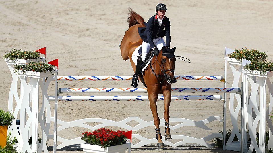 Rotterdam zažívá boj evropských es. Po druhých jízdách vede Ben Maher