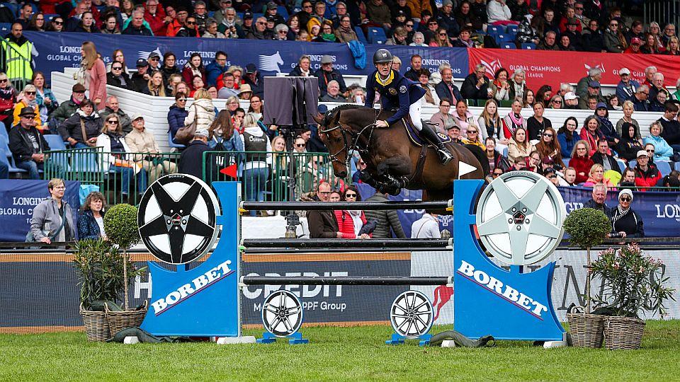 Equinews: Parkurové legendy v Hamburku. Premiéra VC Jítravského Dvorce