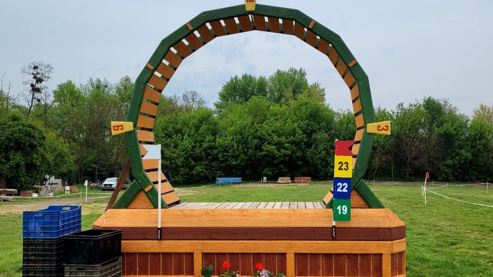 Krosy v Kaposvaru Čechům sedly. Douchová je stále ve vedení v CCI2*-S