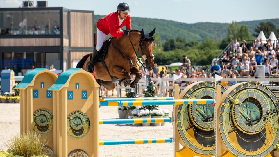 Aleš Opatrný byl s Forewerem pátý ve stopadesátce při CSI4* ve Vejeru