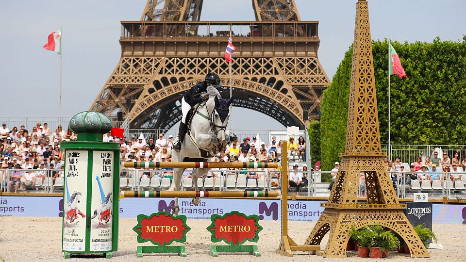 Skvělý závěr CSI5* v Paříži pro Annu Kellnerovou. V neděli skončila třetí